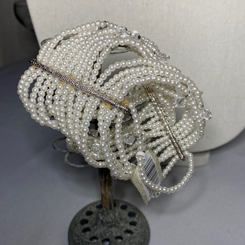 Gorgeous multi strand pearl bead crystal stone bracelet